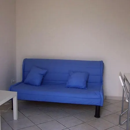 Feriehus Casa Vacanze Mare E Ulivi *